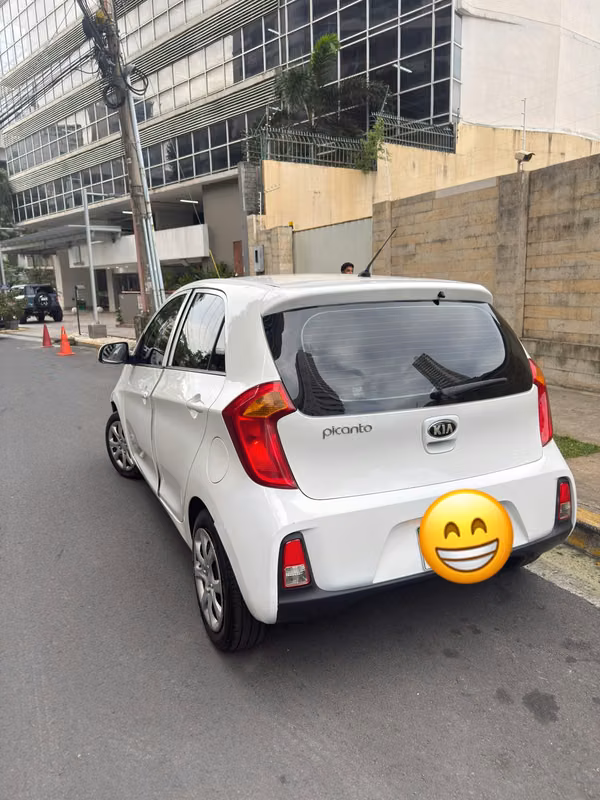 Kia Picanto 2016 en perfecto estado