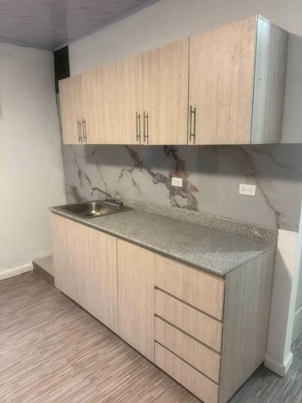 Se Alquila Apartamento de 2 Recámaras Alto de San Judas – Excelente Ubicación o