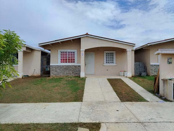 is sold house in Pacora, residential Pontevedra