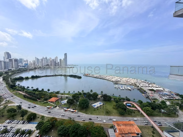 Apartment for rent in Bellavista OF27-161