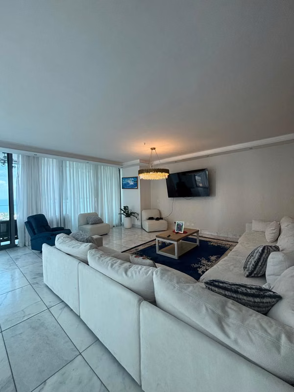 Apartment for rent in Punta Paitilla
