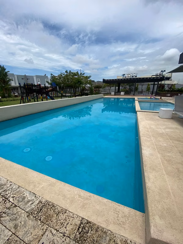 Casa en Venta de Esquina en Brisas del Golf | Amplia y Rodeada de Naturaleza - AF