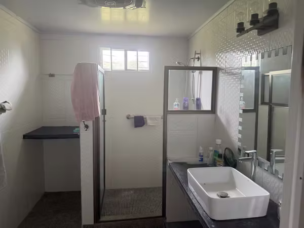 Se vende hermosa finca en la arenosa de la chorrera  5 hectáreas. 1.3 M