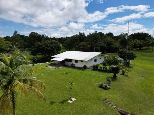 Se vende hermosa finca en la arenosa de la chorrera  5 hectáreas. 1.3 M
