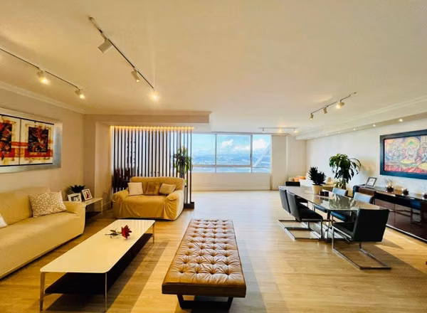Venta de Apartamento de Lujo en Costa del Este 200m2 OPORTUNIDAD