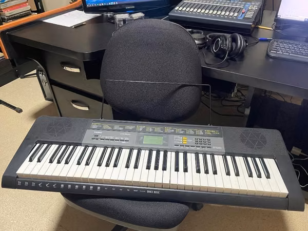Piano Teclado Casio CTK-2500 en Excelente Estado