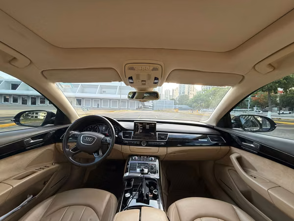 2017 AUDI A8