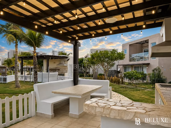 Fully Furnished Beach Villa for Sale, PH The Tides, Playa Caracol (2)
