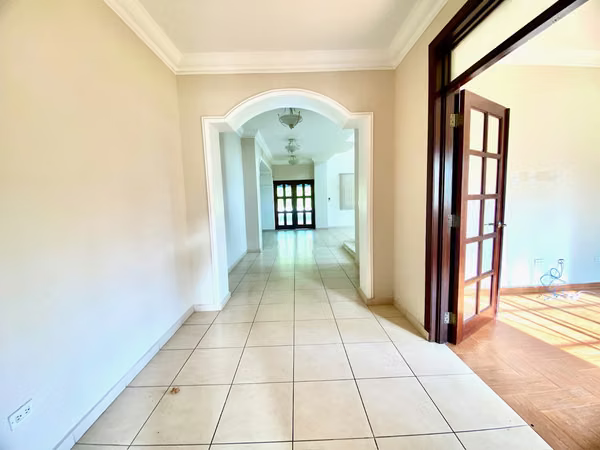 Alquiler de Casa en Camino de Cruces | Piscina Privada | AM