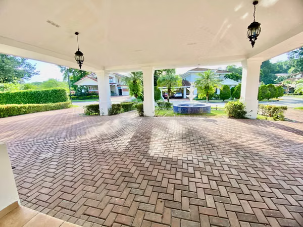 Alquiler de Casa en Camino de Cruces | Piscina Privada | AM