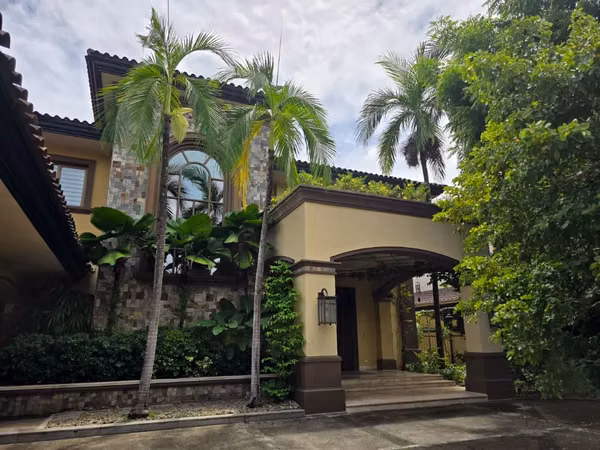 Balmoral House in Panama City Panama