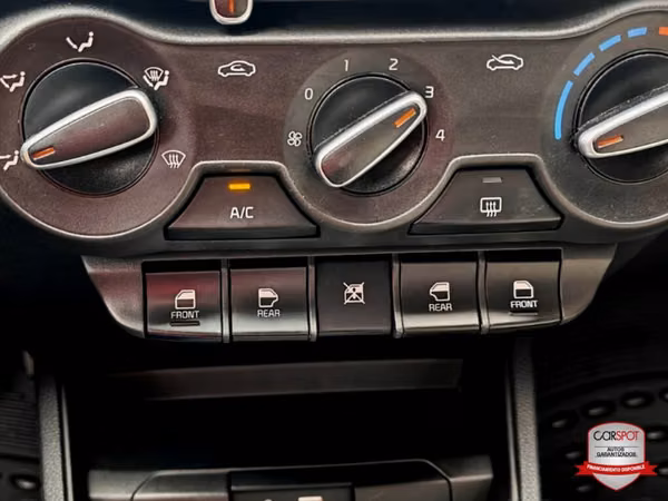 KIA SOLUTO FULL EXTRAS 2024