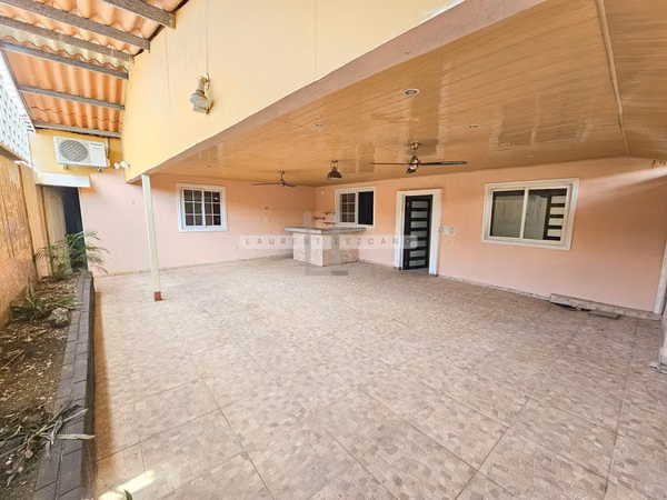 Sale of a family house in Terrazas de Brisas del Golf - Make an offer