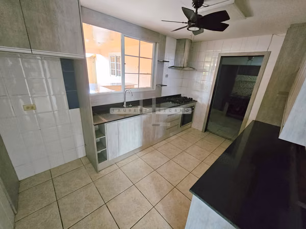 Sale of a family house in Terrazas de Brisas del Golf - Make an offer