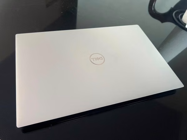 Laptop Dell XPS 15 9520