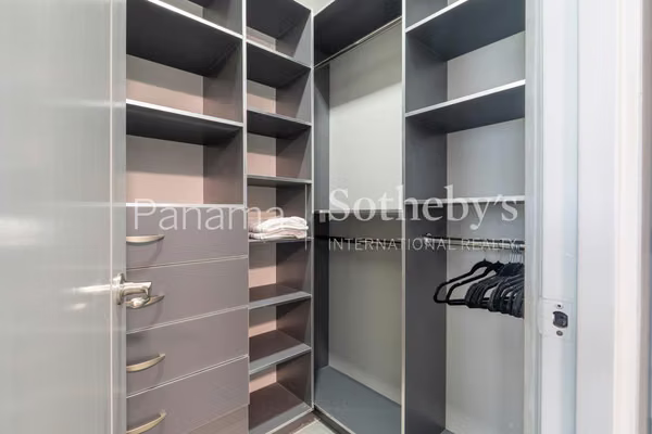 Alquiler | Exclusivo Apartamento Amoblado | Frente al Mar en PH Aqualina | Punta Pacífica