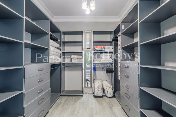 Alquiler | Exclusivo Apartamento Amoblado | Frente al Mar en PH Aqualina | Punta Pacífica