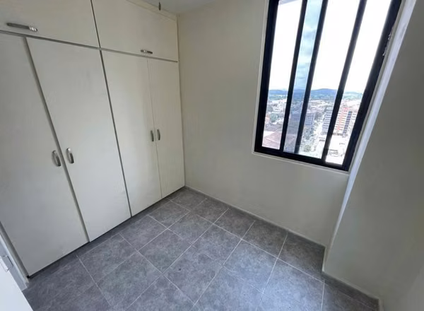 Apartment for sale on Avenida Balboa PH La Ensenada - DG