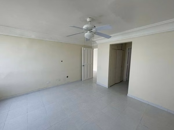 Apartment for sale on Avenida Balboa PH La Ensenada - DG