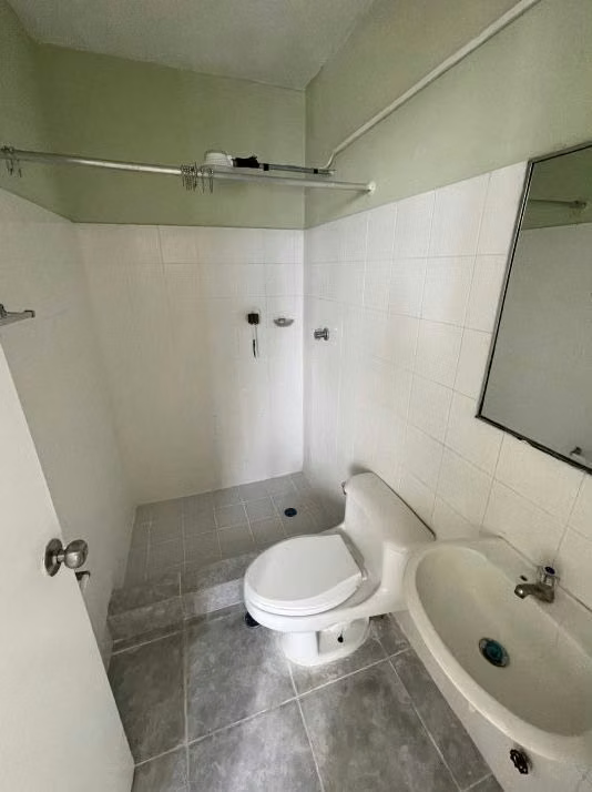 Apartment for sale on Avenida Balboa PH La Ensenada - DG