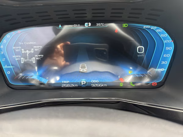 GEELY TUGUELLA 2025