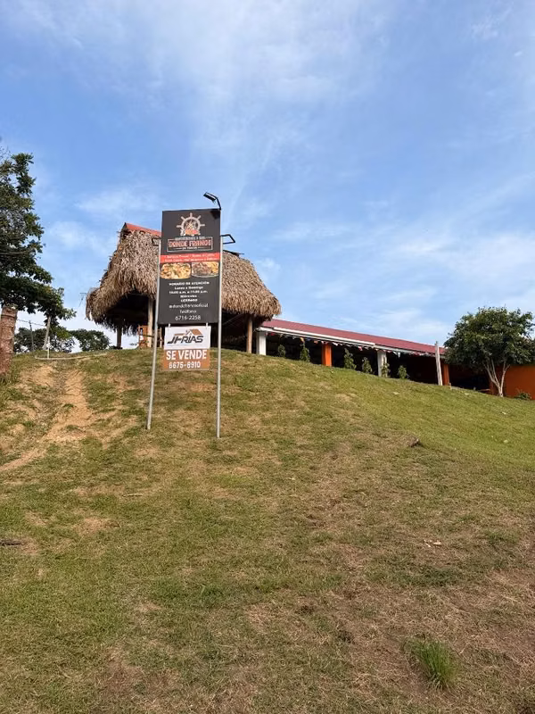 Restaurant-Bar for sale, Cambutal Road, Tonosí, Los Santos