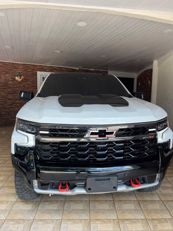 Chevrolet Silverado ZR2 DEL 2025 IMPECABLE