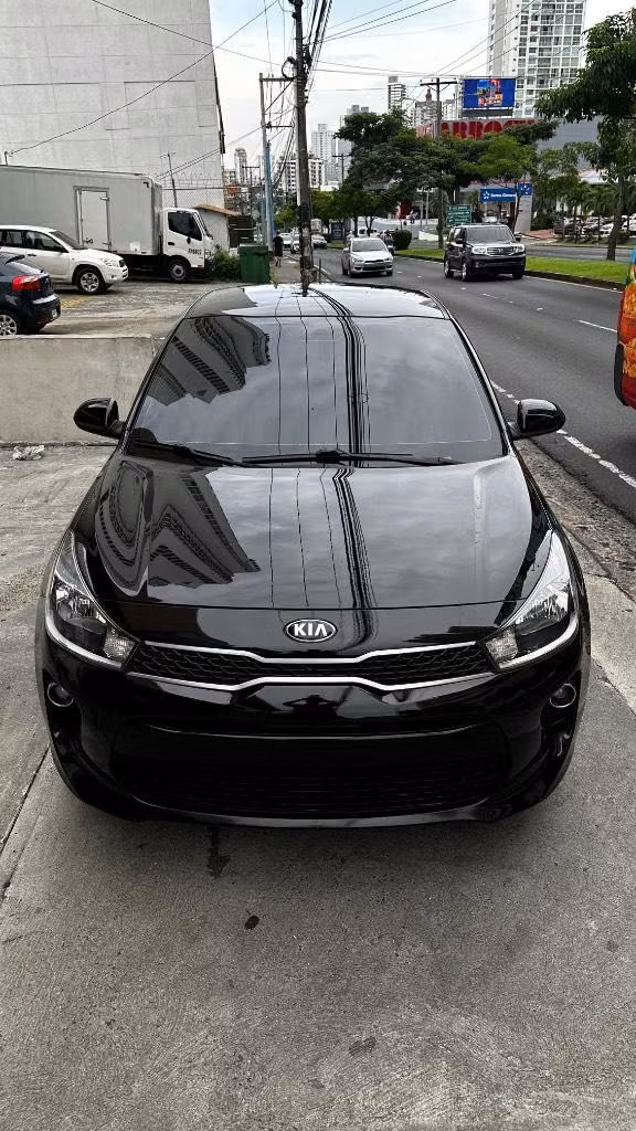 Kia Rio 2020 Automatico