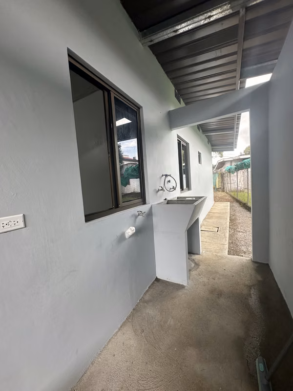 UNFURNISHED DUPLEX FOR RENT IN EXCLUSIVE ÁREA OF EL TERRONAL