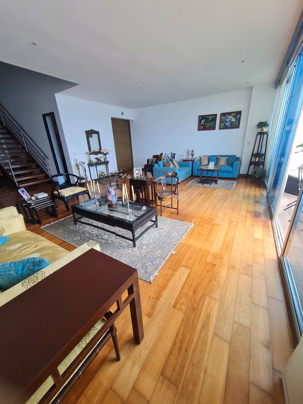 Penthouse en venta | Ph Bayside Condominium