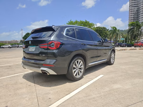 BMW X3 Xdrive30i