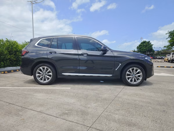 BMW X3 Xdrive30i