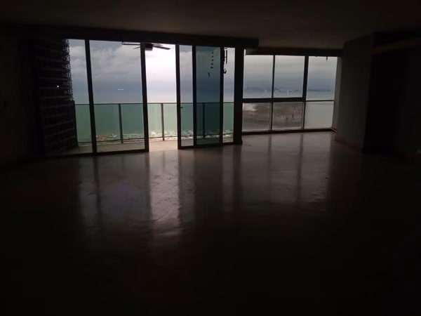Venta de Apartamento Edificio Allure at The Park en Bella Vista