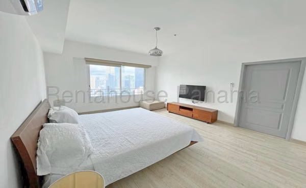 Apartment for Sale on Avenida Balboa | Vista Marina GC