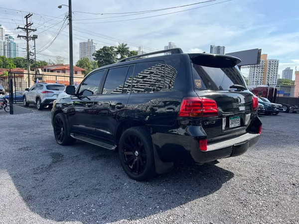 Lexus LX 570