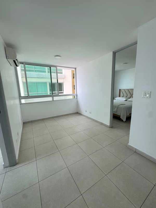 APT AAA 3R4BB2P WIDE SEMI-FURNISHED WITH VIEW TO LOVE IN SAN FRANCISCO 1450
