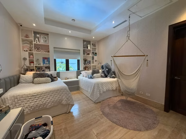 Sale of House in PH Fairway Estates, Santa María