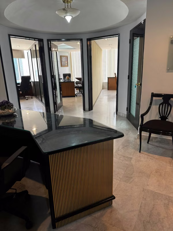 OFFICE RENTAL - BANKING AREA
