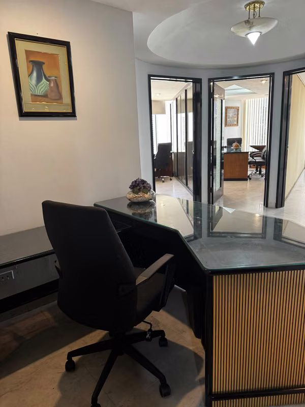 OFFICE RENTAL - BANKING AREA