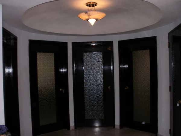 OFFICE RENTAL - BANKING AREA