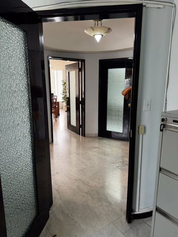 OFFICE RENTAL - BANKING AREA