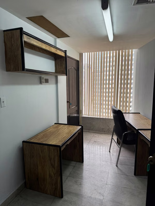 OFFICE RENTAL - BANKING AREA