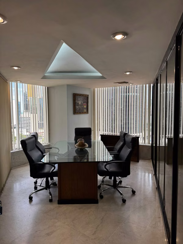 OFFICE RENTAL - BANKING AREA