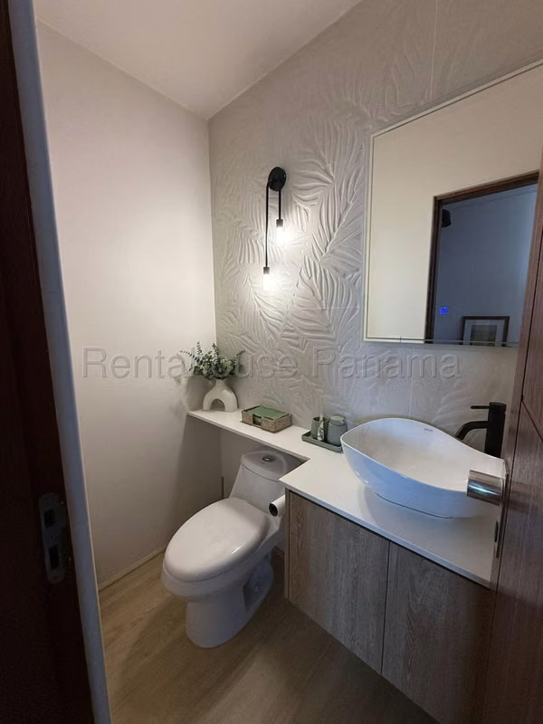 Rental apartment in Costa del Este MPM 27-211