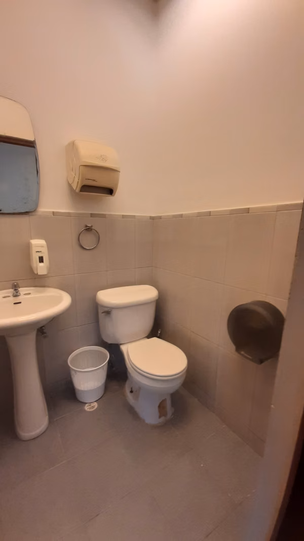 Office rental with divisions in Torre Global