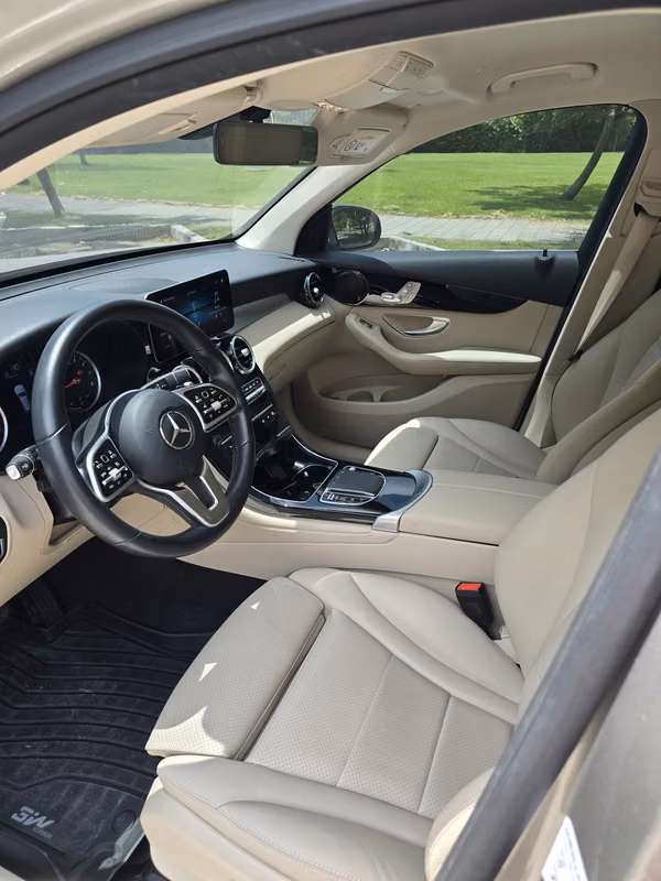 Mercedes-Benz GLC 200 | 2022 | 33,000 kms | Único Dueño