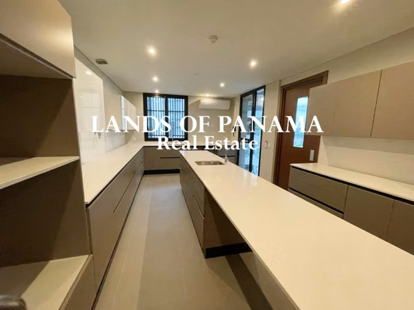 SANTA MARÍA - CRESCENT LAND