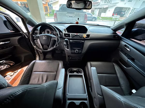 SE VENDE HONDA ODYSSEY 2016 – OFERTAZO! EXCELENTE OPORTUNIDAD!
