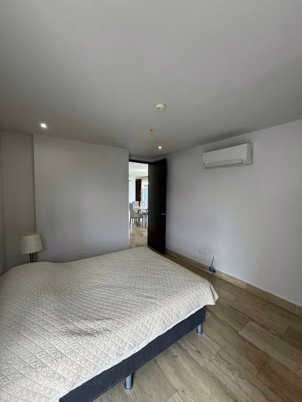 THE REGENT FURNISHED
