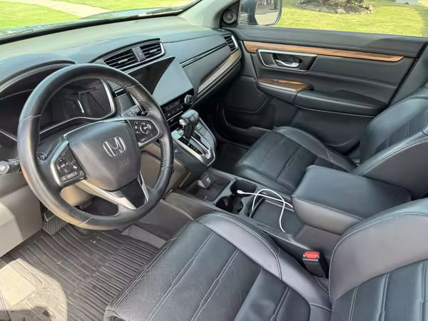 HONDA CR-V 2019 AWD · SUNROOF · LEATHER · ONE OWNER MC002